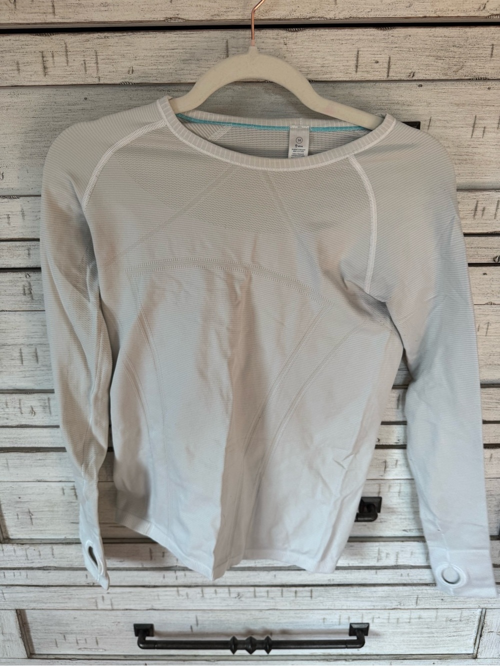 Ivivva (lululemon) Light Gray Knit Performance Top with Aqua Stitching